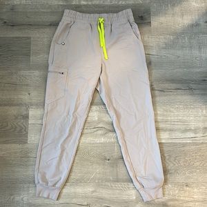 FIGS ZAMORA JOGGER SLATE scrub bottoms size small/P